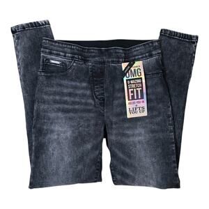 Coco + Carmen OMG Skinny Lifts Holds Jeans Distressed Black Sz 8 M NWT